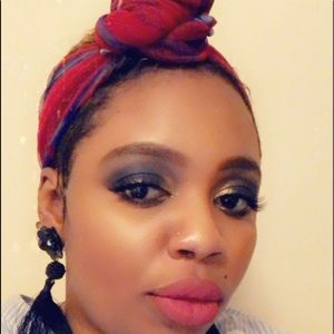 Meet your Posher, Nadia